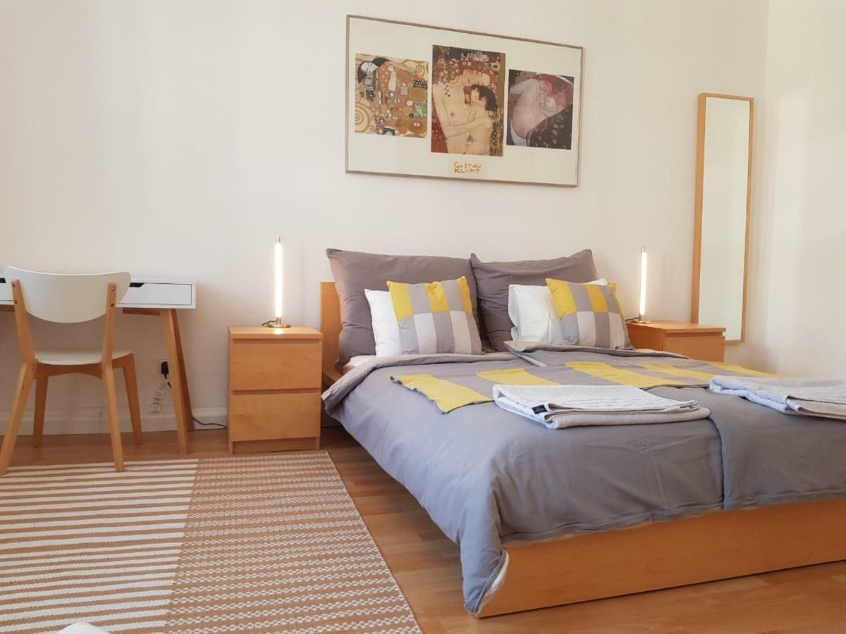 Schubert Park Apartment Near Volksopera Bécs Kültér fotó